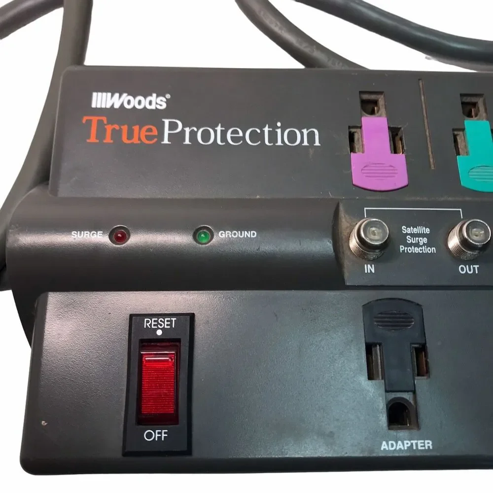 Surge Protector Power Strip Home Theater Relocatable Power Tap 7G39 adapter cord